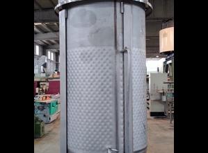 EWAC Vertical tank, with 1800lts agitator
