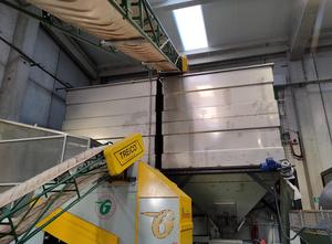 Storage hopper