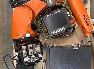 Robot KUKA Robot KR 10 R900 sixx (85.7 operating hours)