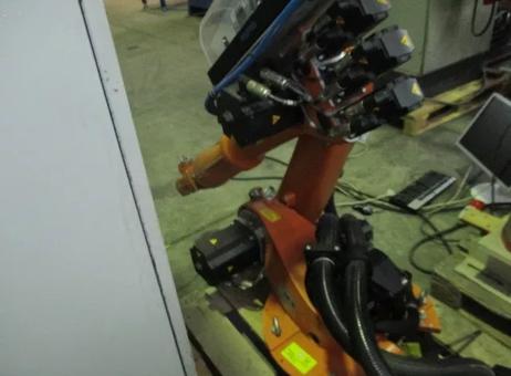 KUKA KR16 KS KRC2ed05 P260513122