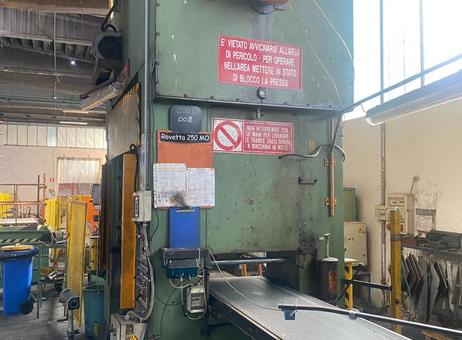 ROVETTA 250 TON P260514308