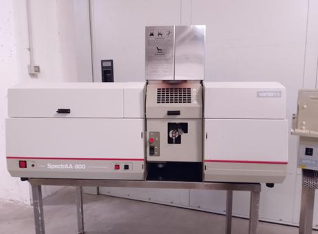 VARIAN SPECTRAA-800 P260526111