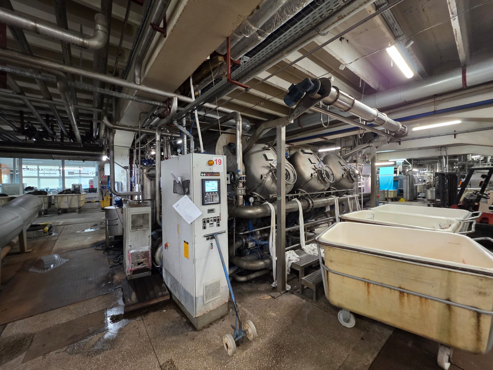 THIES Dyeing Machine TRD DS XL - 600 Kg Capacity, Year 2007 Used ...