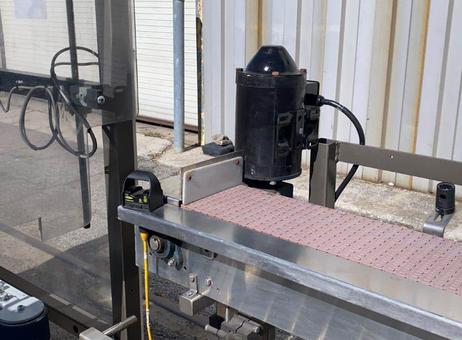 Combi Packaging 2EZSB (case erector) & TB1 (case sealer) P260609559