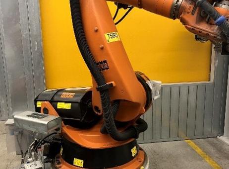 KUKA KR 240 L210-2 2000 KRC2ed05 P260701086