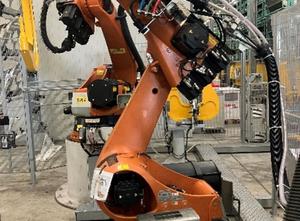 Robot KUKA KR 240-2 2000 Seriennummer 910452 Industrierobot inclusief schakelkast 57273