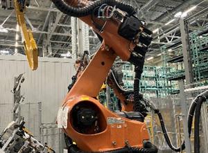 KUKA Robot KR 240-2 2000 Serienummer 910453 Industrieel robot inclusief schakelkast 57278