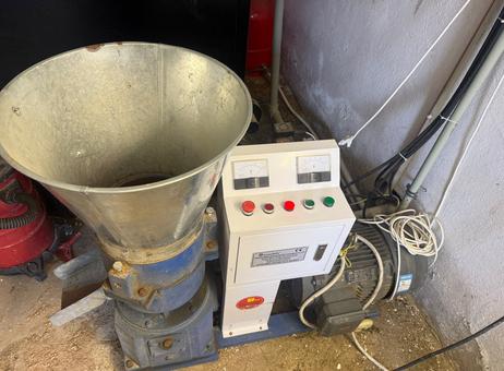 Various Manufacturers Complete 11 kW Pellet Line P260706411