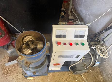 Various Manufacturers Complete 11 kW Pellet Line P260706411