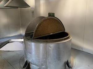 GINOX INDUSTRIES STAINLESS STEEL REACTOR 2000 LITERS WITH JACKET, INSULATED, AGITATION AND ELECTRIC HEATERS