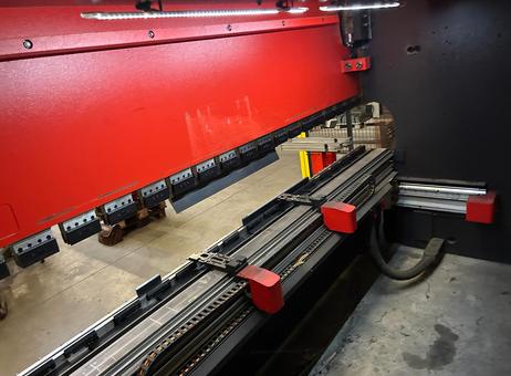 Amada HFE 3i 2204L P260721108
