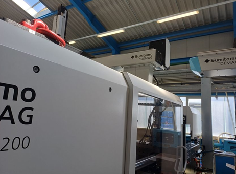 Sumitomo DEMAG IntElect2 350/850-2200 mit Robotersystem P260727027