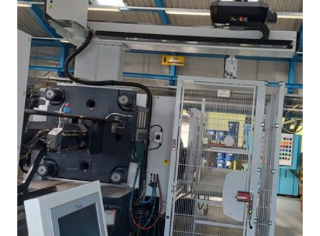 Sumitomo DEMAG IntElect2 350/850-2200 mit Robotersystem P260727027