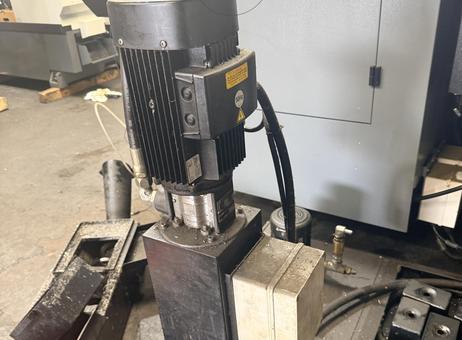 Hurco VM10i P260811005