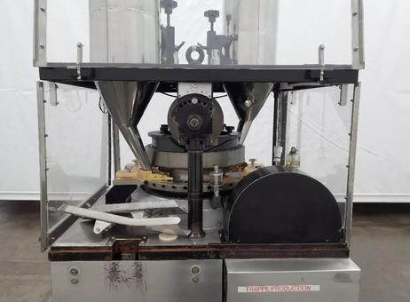 Manesty BB4 - 35 station  Dual sided press BB-4 P260826136