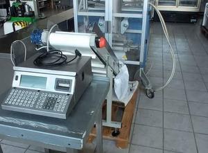 Verticale verpakkingsmachine: automatische broodverpakkingsinstallatie met weegfunctie en eindetikettering. NEOPAC SRL MEC550XL