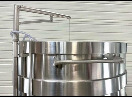 ANJOU INOX Cuve inox 316L thermorégulé sur pieds - Cuve à chapeau flottant P260901039