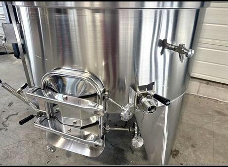 ANJOU INOX Cuve inox 316L thermorégulé sur pieds - Cuve à chapeau flottant P260901039