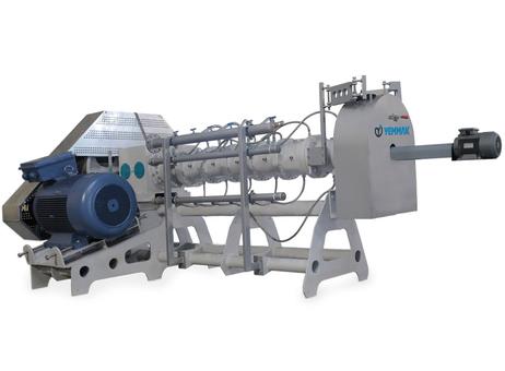 Yemmak (line integrator) — key process units by Wenger (USA) and Tietjen (German Wenger X-165 extrusion system P260902628