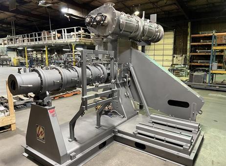 Yemmak (line integrator) — key process units by Wenger (USA) and Tietjen (German Wenger X-165 extrusion system P260902628