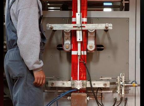 Yemmak (line integrator) — key process units by Wenger (USA) and Tietjen (German Wenger X-165 extrusion system P260902628