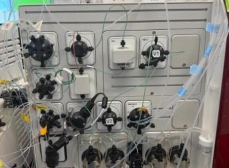 GE Healthcare AKTA Pure Chromatography System P260904132