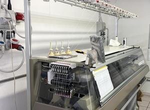 SHIMA SEIKI fin. 12 NSSG122 flat knitting machine
