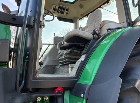 John Deere 6210R P260924227