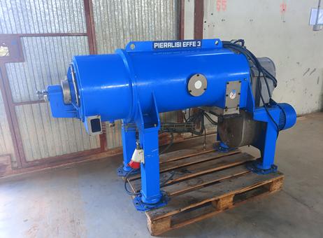 Pieralisi 600–700 kg/h P261002110