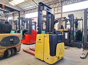 Hyster S1.5S Stacker