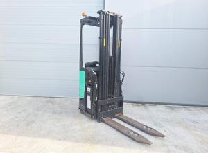 Caterpillar NSR16N Stacker