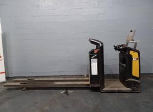 Caterpillar NO20NE Electric forklift