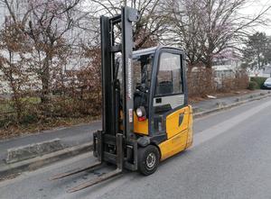 Jungheinrich EFG215 Electric forklift