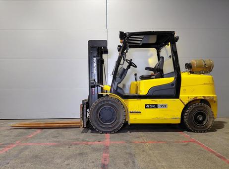 Hyundai 45L-7 P2610061385