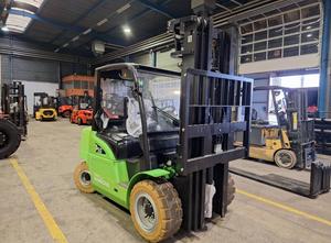 Hangcha XC50i Electric forklift