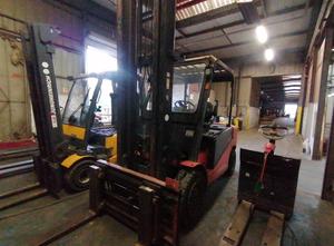 Hangcha J4W50 Electric forklift