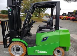 Hangcha AE35-I Electric forklift