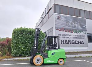 Hangcha AE30-I Electric forklift