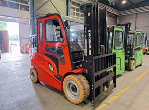 Hangcha A4W50 Electric forklift