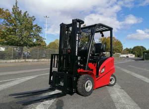 Hangcha A4W25 Electric forklift