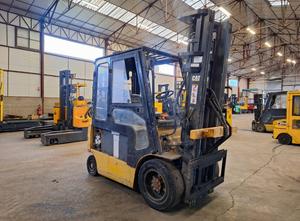 Caterpillar EP30K Electric forklift