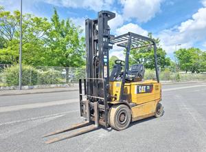 Caterpillar EP25K-PAC Electric forklift