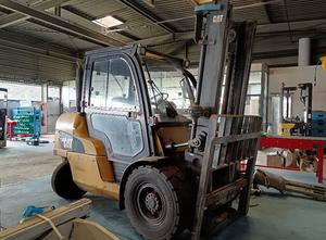 Caterpillar DP50NT Electric forklift