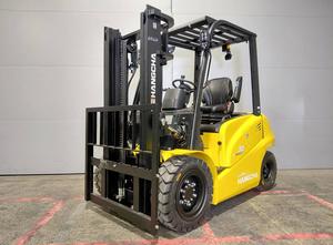 IH CPD30-XAJ4-I Electric forklift