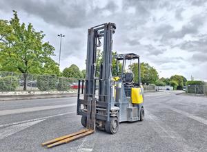 Aisle Master 20SE Electric forklift