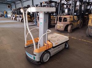 Crown WAVE50-118 Material handling machine