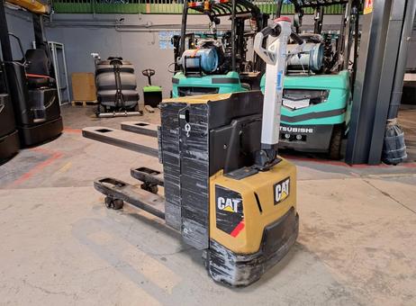 Caterpillar NPP20N2E P261006277