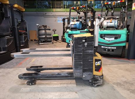 Caterpillar NPP20N2E P261006277