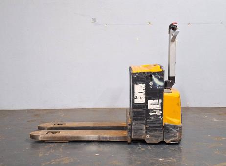 Caterpillar NPP20N2E P261006283