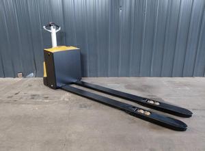 Caterpillar NPP20N2 Material handling machine